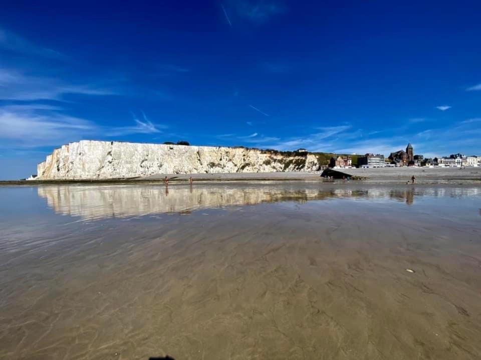 Plage A 50M Appartement Reves Tranquilles Villa Les Bains De Mers Exterior photo